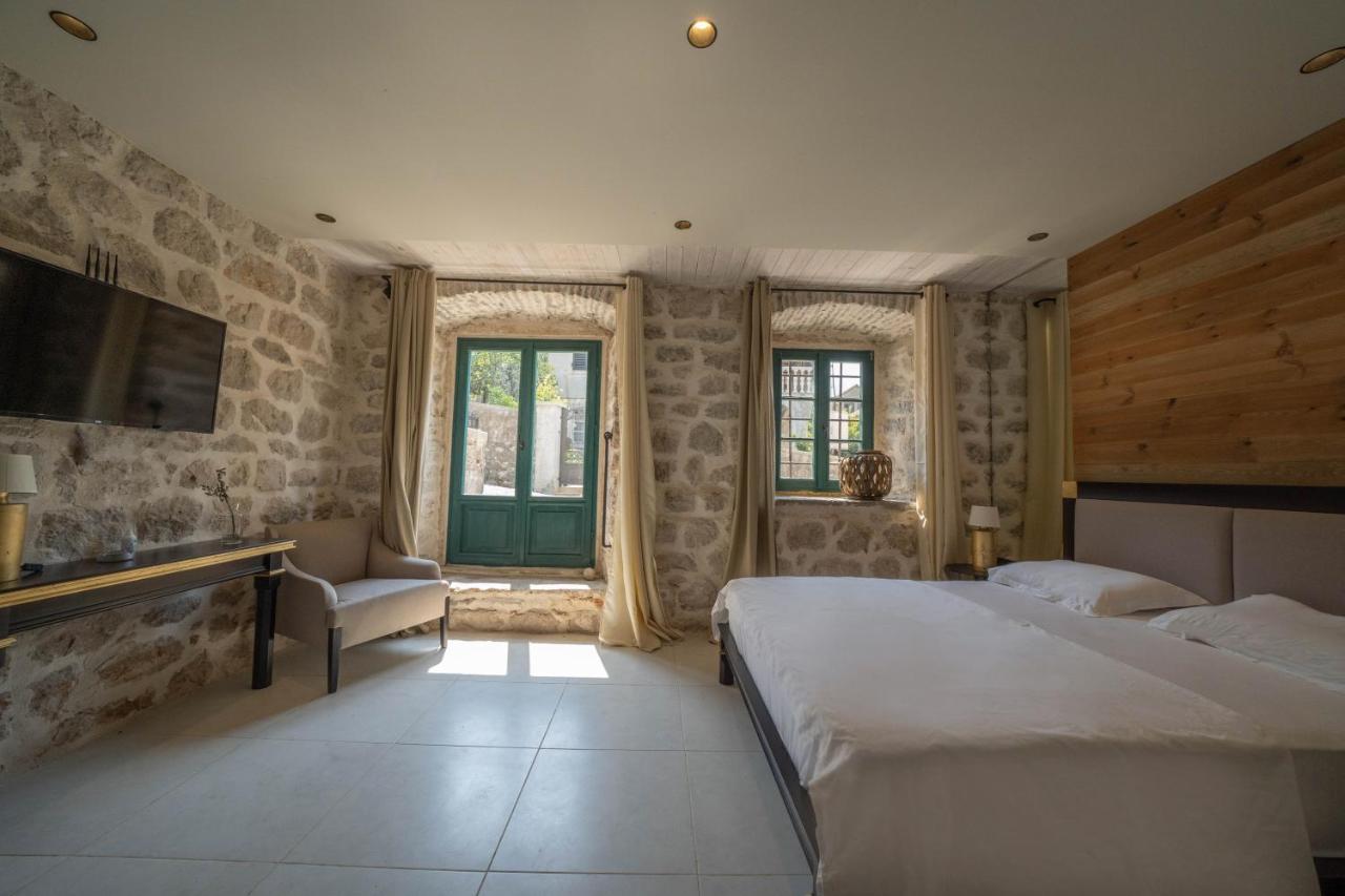 Apartments Gabela Рисан Екстериор снимка
