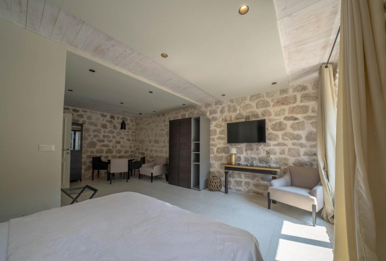 Apartments Gabela Рисан Екстериор снимка
