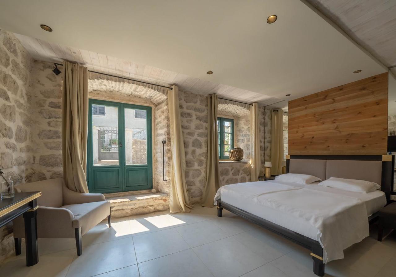Apartments Gabela Рисан Екстериор снимка